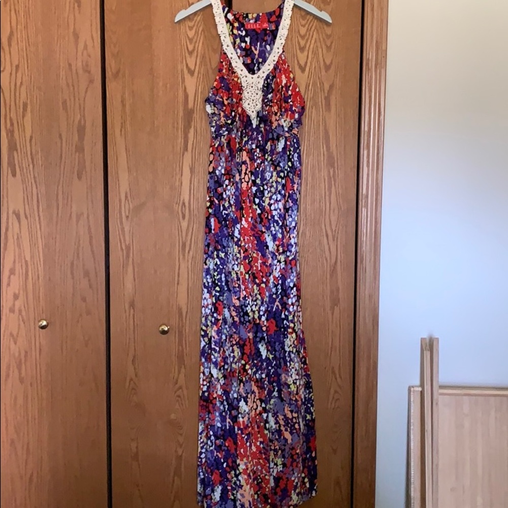 Elle crochet neckline maxi dress